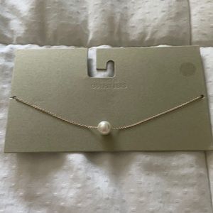 NWT: Urban Outfitters - Single Pearl Necklace